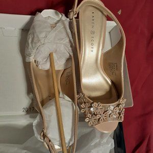 Karen Scott Kitten heel size 9